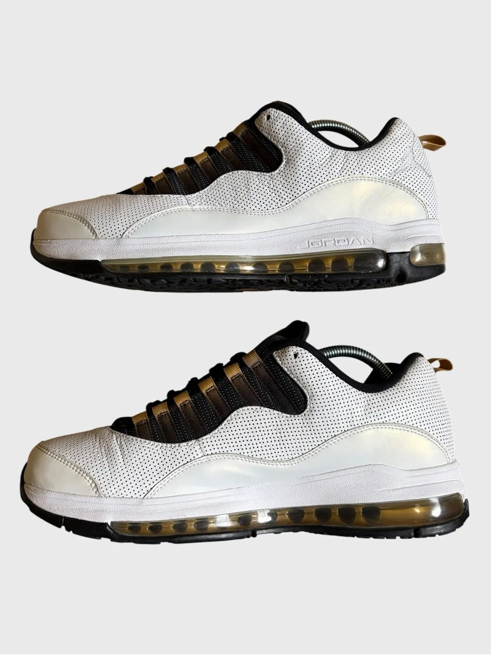 Nike Air Jordan CMFT Air Max 10 LTR Sneakers Men's 10.5 White, Black Gold Retro